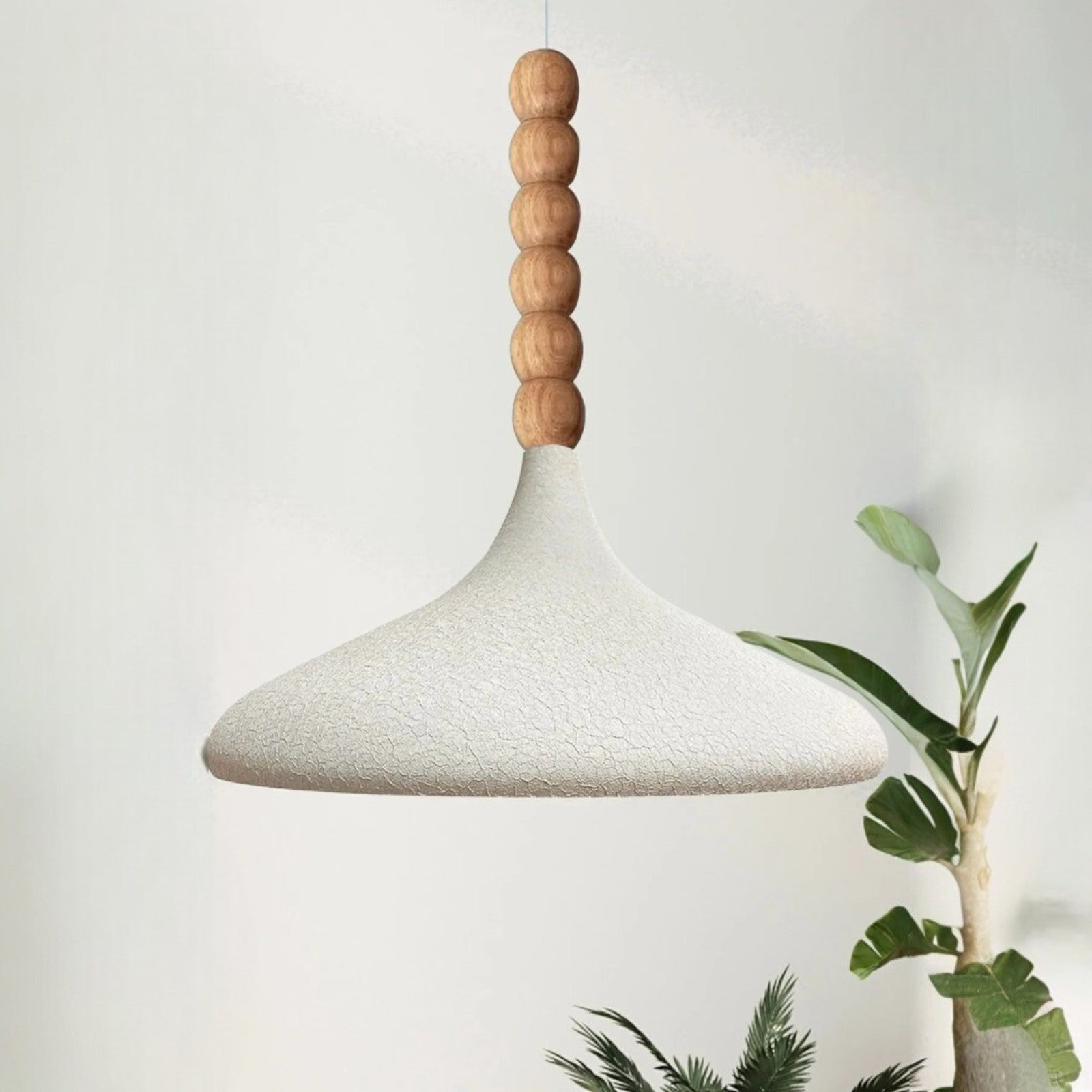 Champion Holzkronleuchter mit Sechs Perlen